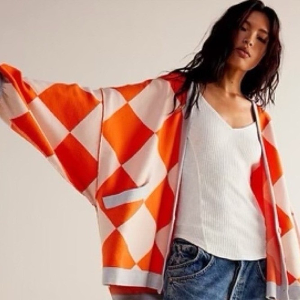 NWT Free People Manny Cardigan in Firecracker Argyle Oversized Size Small - Picture 2 of 12